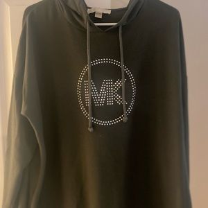 XL MICHAEL by MK long sleeve hooded top - used